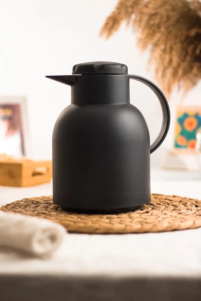 1 Litre Siyah Cam İç Hazneli Çay Termosu — fotoğraf 1