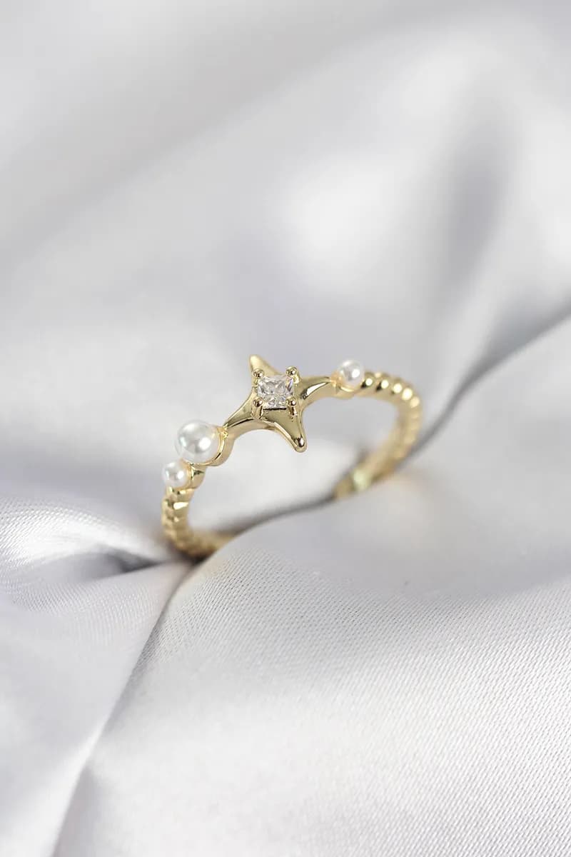 Minimal Kutup Yıldızı Model Zirkon Taşlı Gold Renk Kadın Yüzük — fotoğraf 1